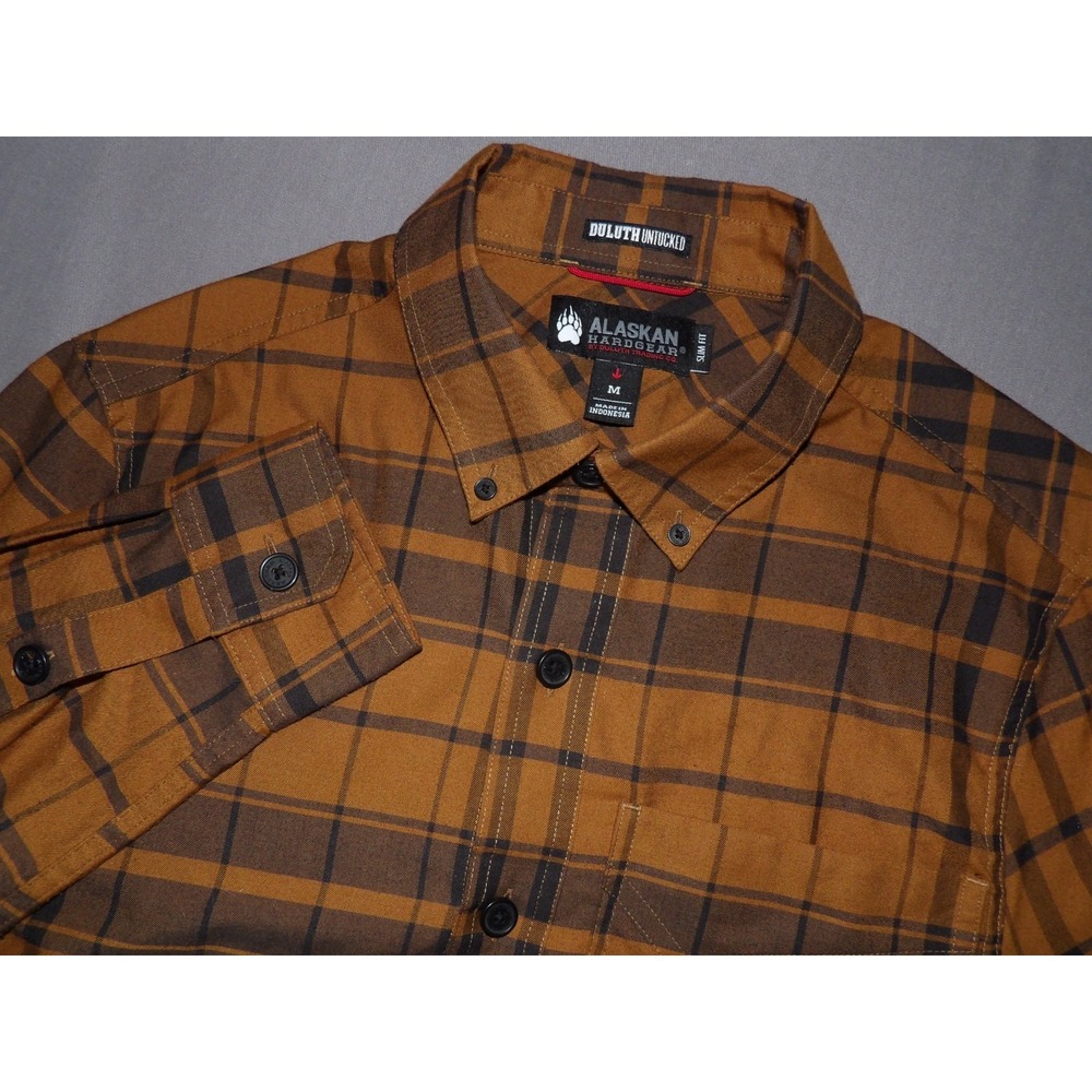 Alaskan Hardgear Duluth UNTUCKED Long Sleeved Plaid Button Up Shirt Men's Medium